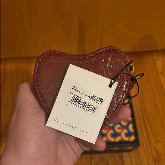 Kurt Geiger Kensington Heart Charm Croc Print Red NWT - Picture 5 of 12